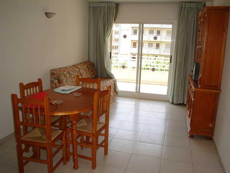 Apartbeach Royal Apartments سالو المظهر الخارجي الصورة