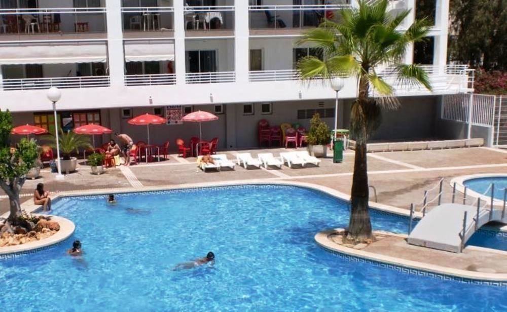 Apartbeach Royal Apartments سالو المظهر الخارجي الصورة