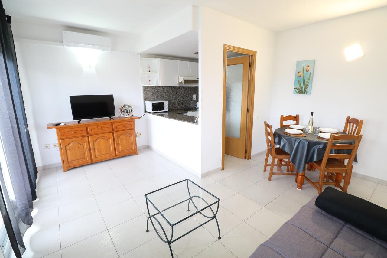 Apartbeach Royal Apartments سالو المظهر الخارجي الصورة
